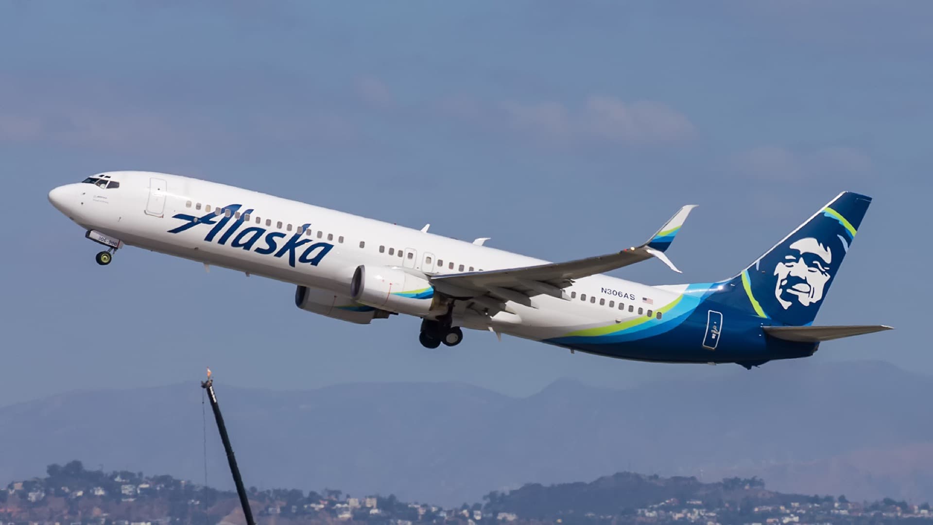 An Alaska Airlines Boeing 737-900 taxiing at Los Angeles International Airport, the longest-fuselage Next Generation variant