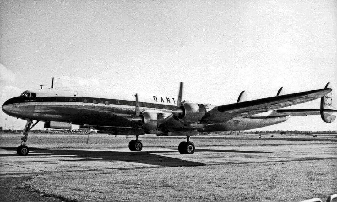 The Qantas Lockheed L-1049 Super Constellation VH-EAK arriving at London Heathrow from Australia on 4 June 1955, on the Kangaroo Route.