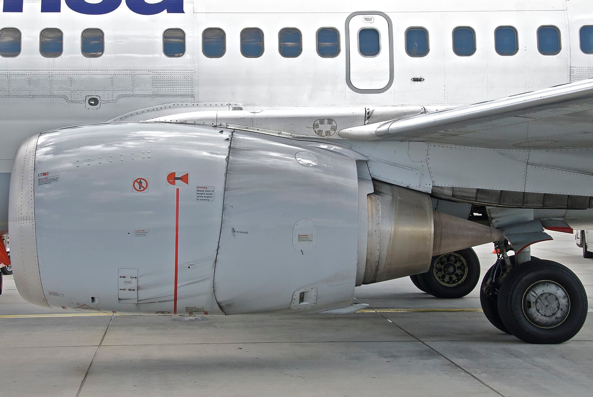 The CFM56-3 nacelle of a Lufthansa Boeing 737-300 at Frankfurt