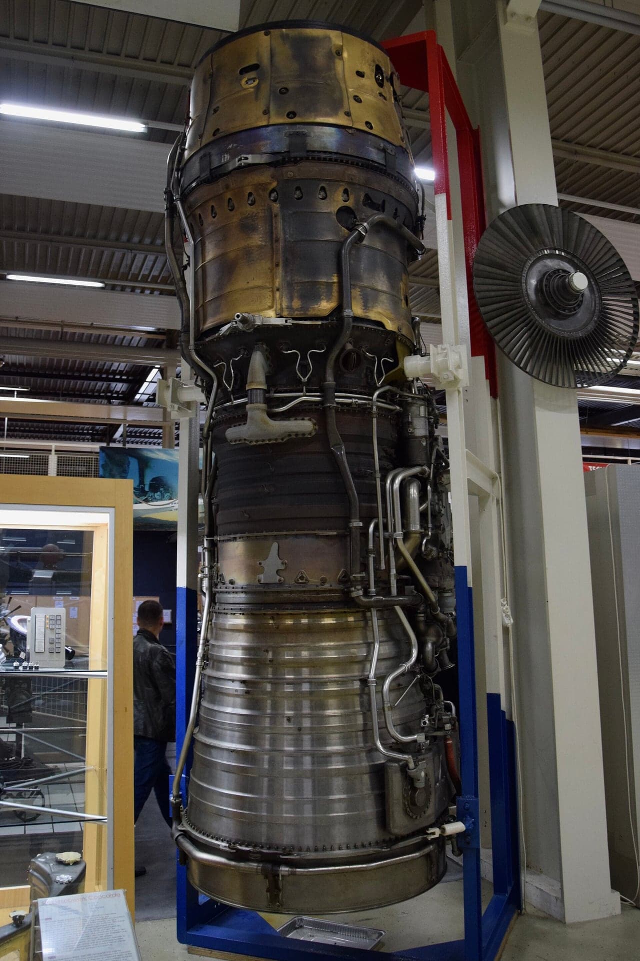 An Olympus 593 with its reheat section fitted, stood on end at the Technik Museum Sinsheim