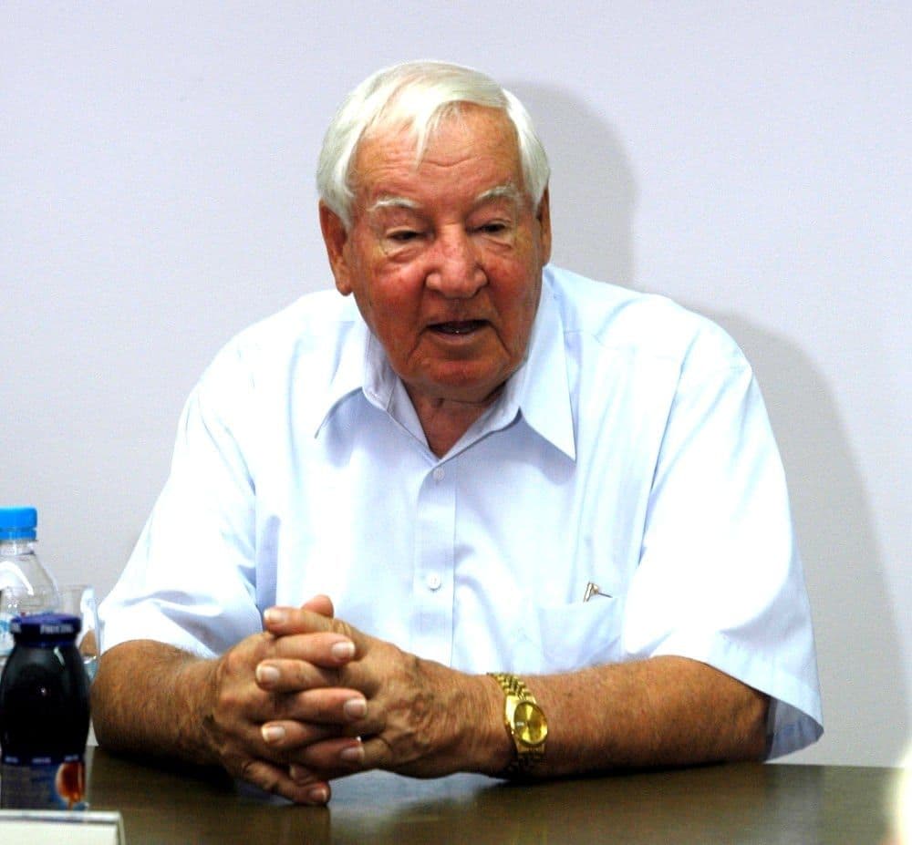 Joe Sutter, the 747's chief engineer, speaking at the University of Nova Gorica in 2006