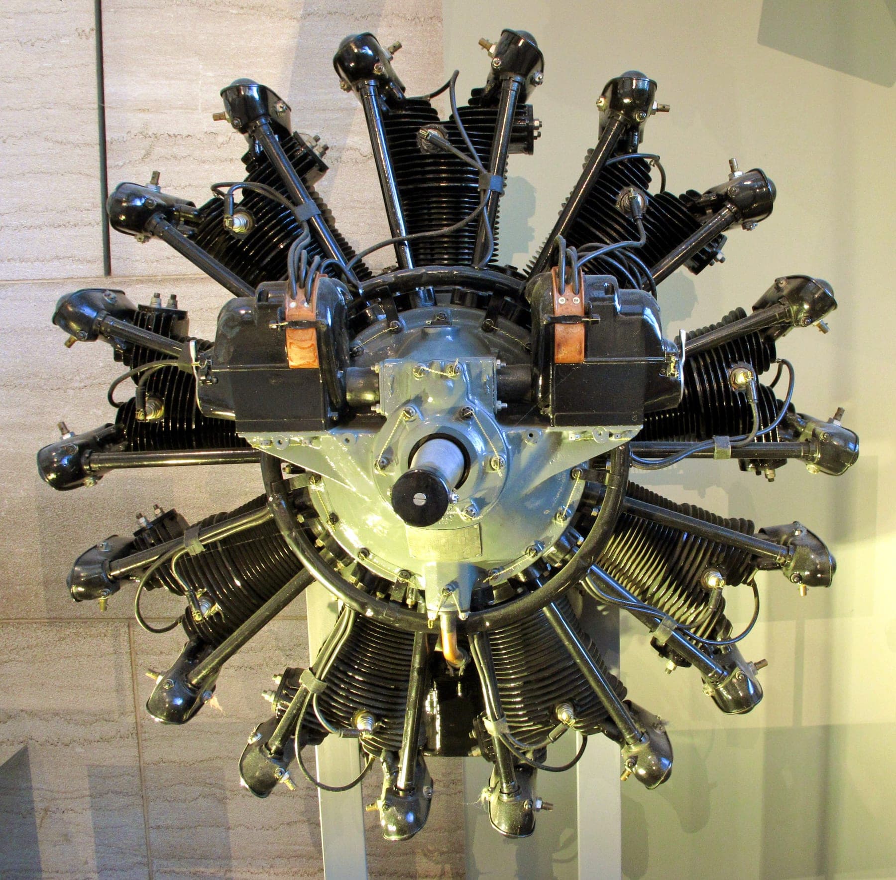 A surviving Wright J-5 Whirlwind, the nine-cylinder air-cooled radial of the type that powered the Spirit, photographed in a museum.